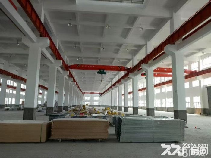 单层厂房仓库3300平出租,500起租,位于东麒路,适合机械,组装,仓库,等