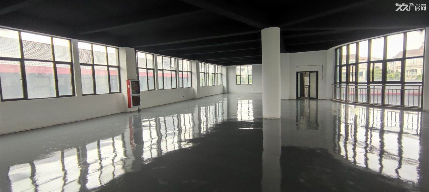 浦江电商仓库整层380平,200平价格优惠鞋服展示办公用品店 - 2