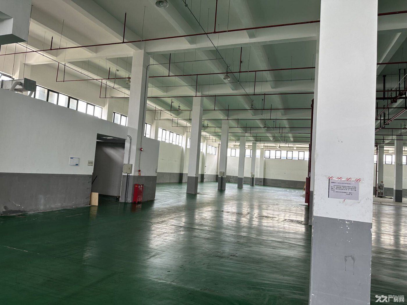 浦东祝桥镇 标准厂房出租 金闻路102号