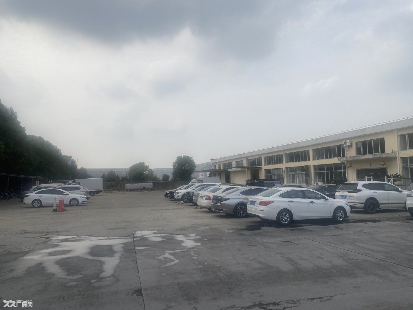 标准厂房3600平方,空地将近3.6平方 - 2