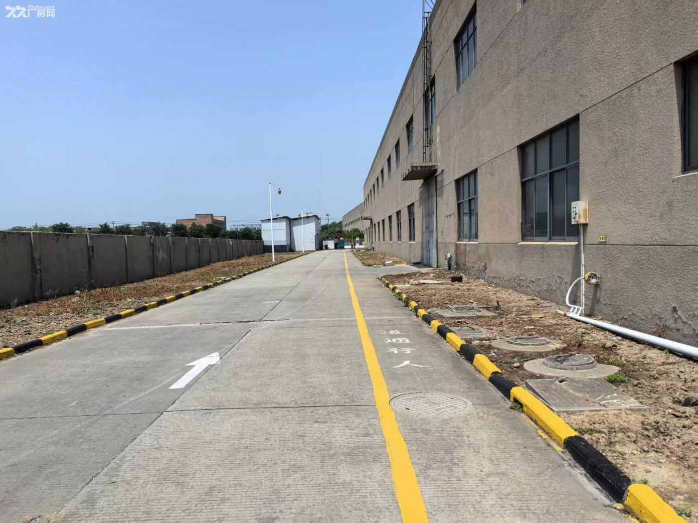 高配电1250KVA,配两部5吨行车,层高10米单层厂房出租 - 2