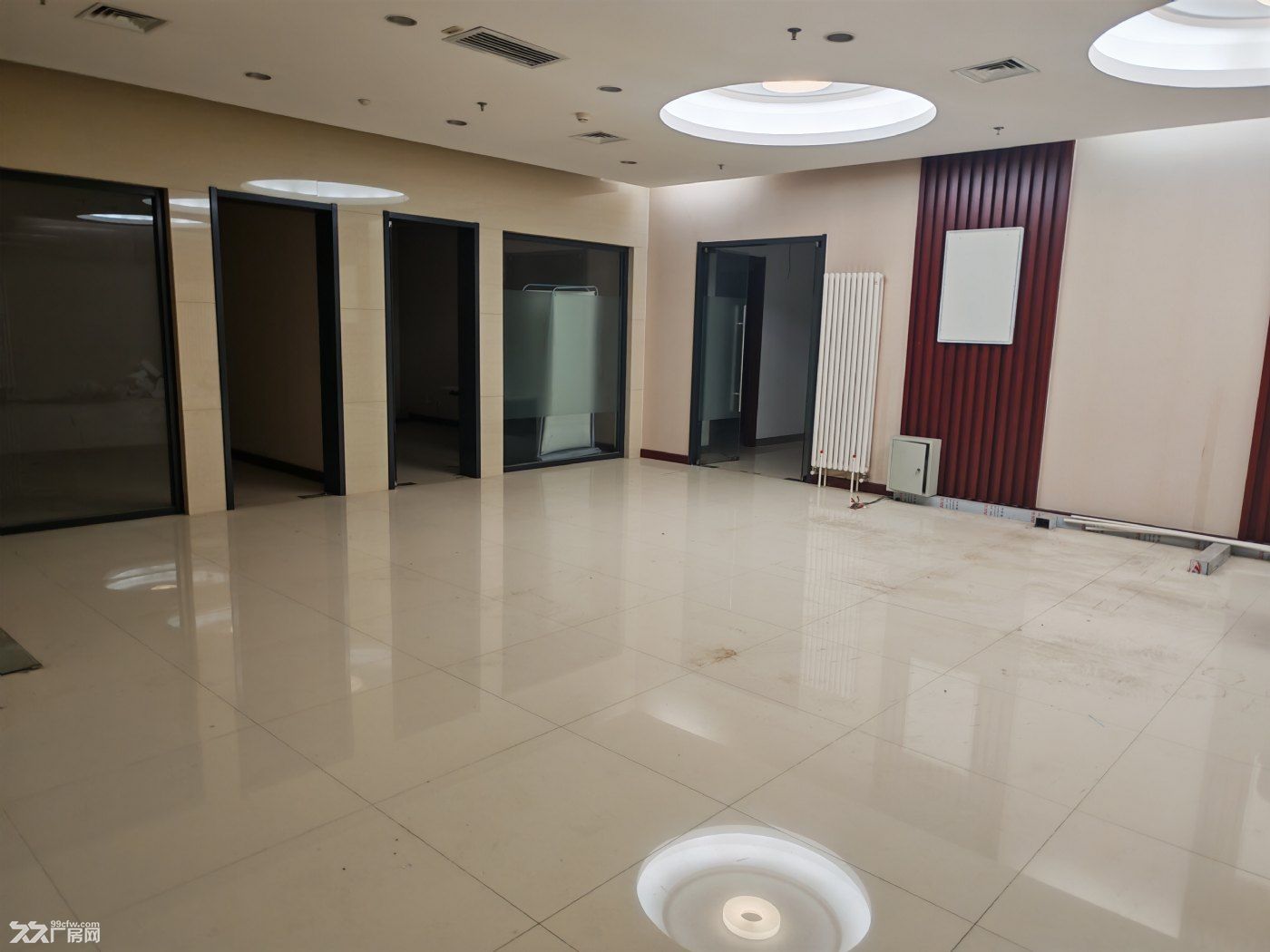 一楼精装修可银行,上传,仓储办公,展厅等,免费停车 - 6