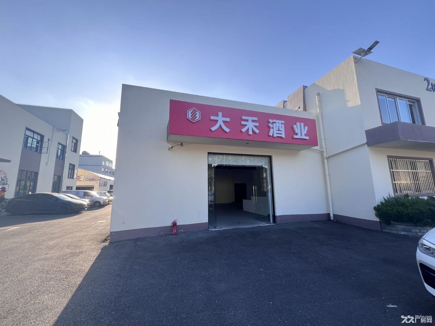 个人出租莘庄工业区一楼沿街厂房620平，图片真实