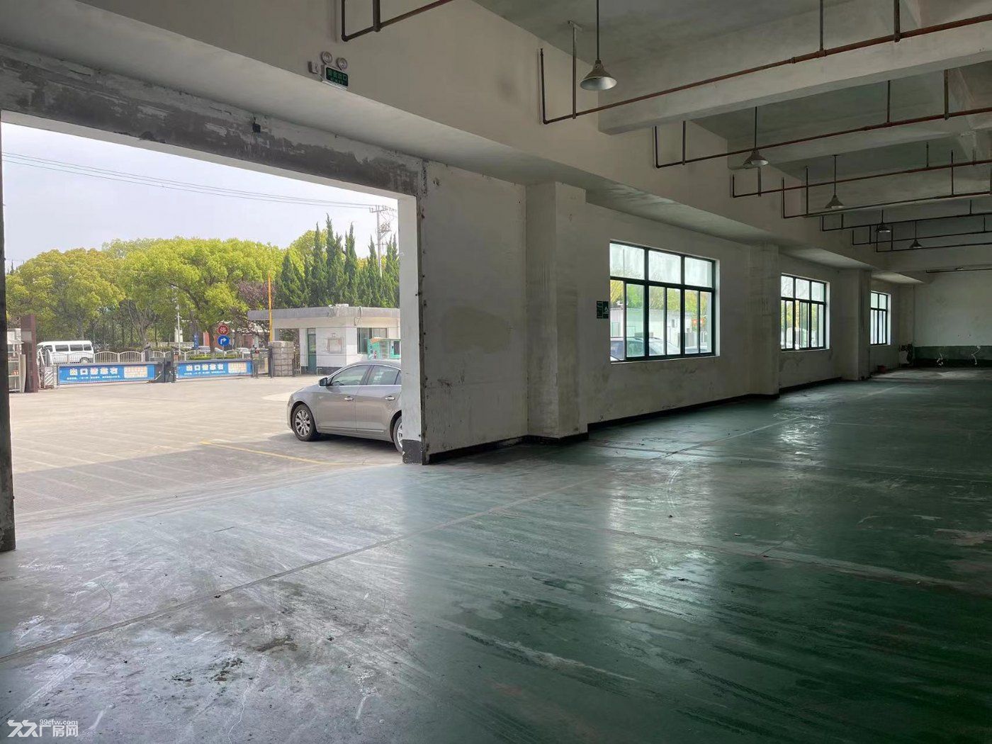 一楼新空出950㎡,原大众展厅,现对外招商 - 6