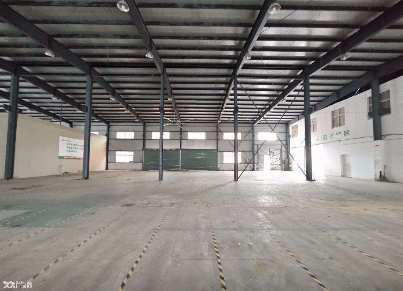 物业招租：徐泾沪青平公路1100平，原房东，无公摊，场地大车好进出