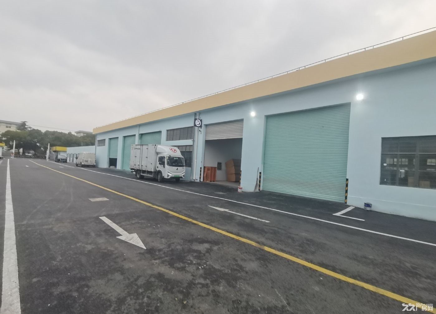 虹梅南路澄江路单层厂房仓库5000平~大小均可分割 - 3