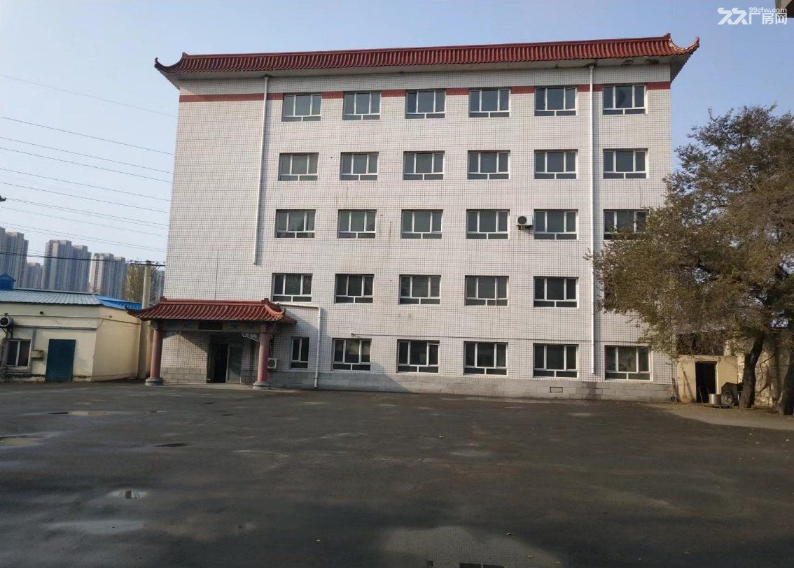 哈药集团世一堂制药厂(膏药厂)位于道外区东化工路7号 - 4