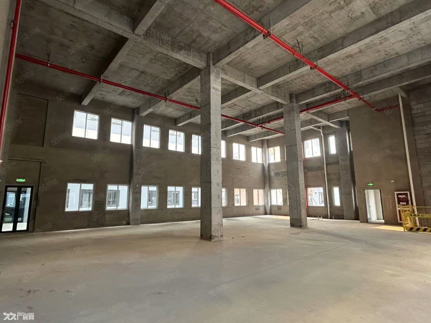 三层半花园式厂房，交通方便，配套成熟，已售房源企业已经入驻 - 8