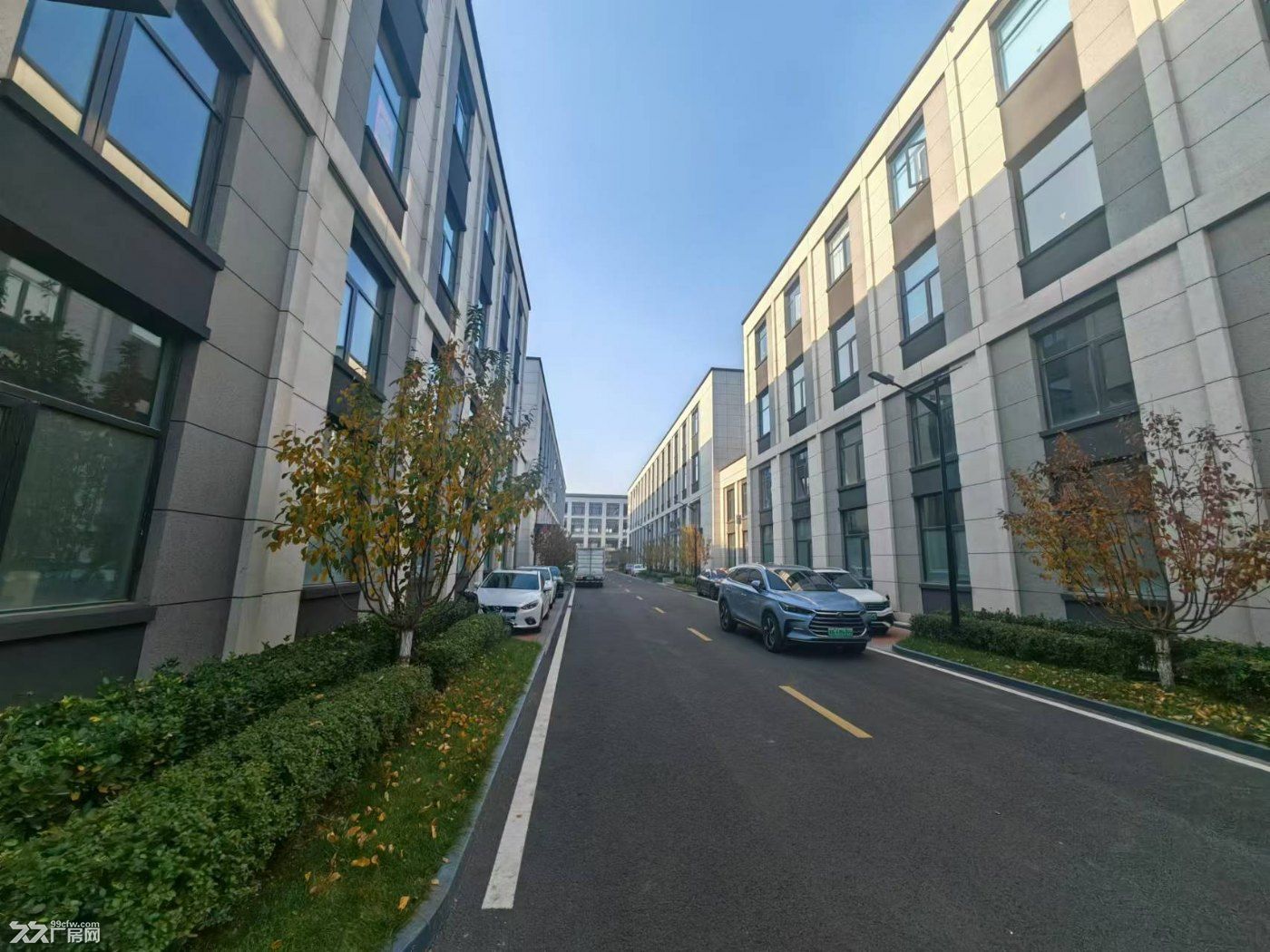 小独栋 带校园 两层结构 大产权 可贷款 - 3