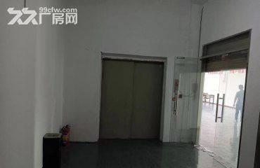 小蓝独院框架厂房一到二楼底价招租，紧邻主干道 - 2