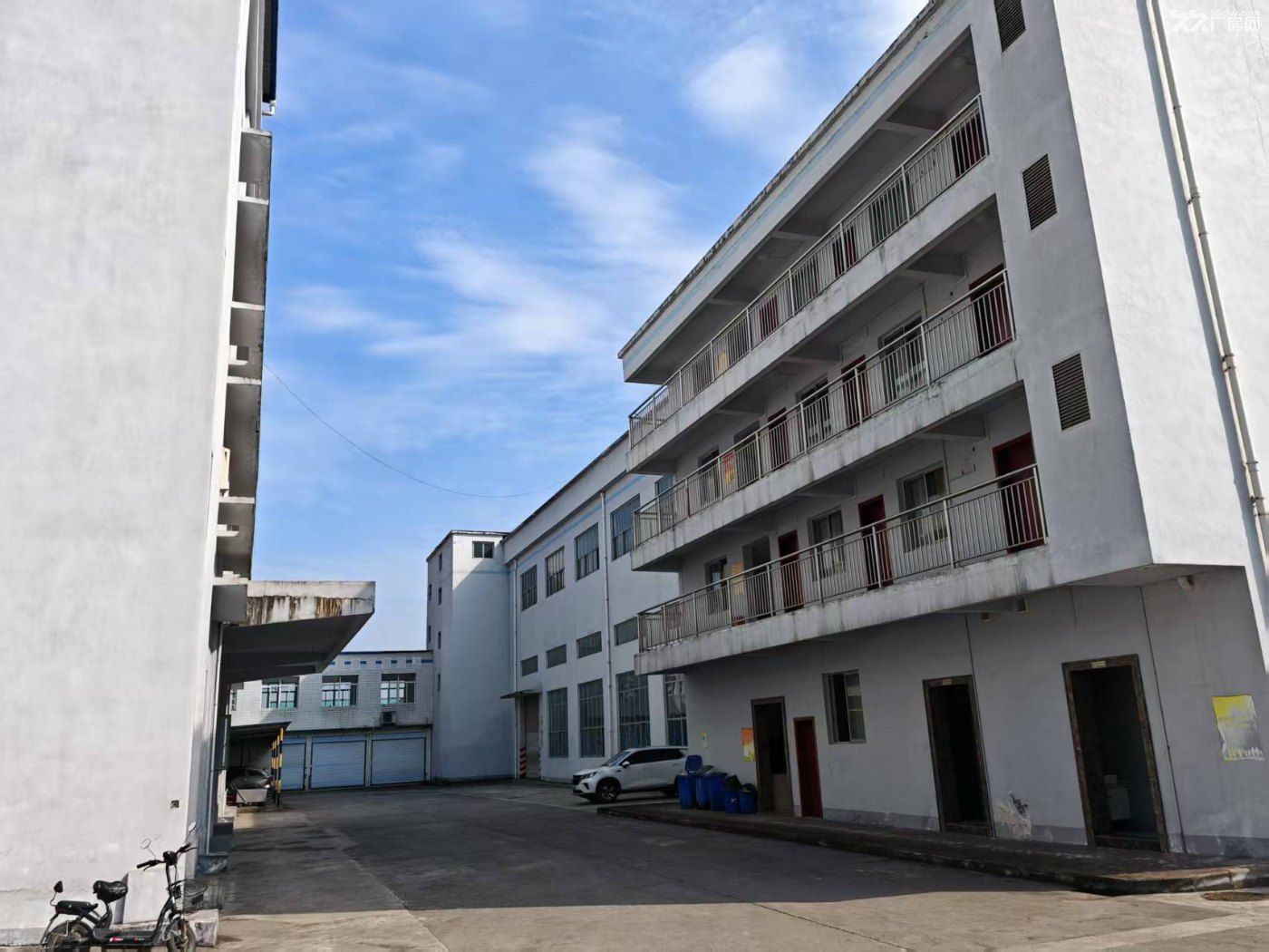 九龙坡独门独院厂房出租 大小可分 部分带行车 核心区域 交通便捷 大货车可进 - 5