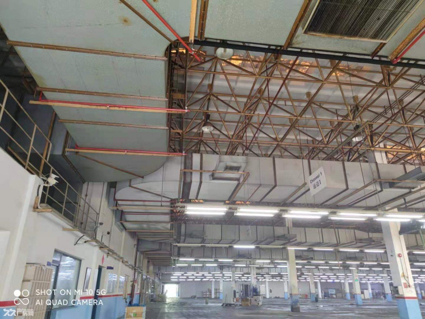 出租曹路厂房出租 电商物流 半导体 新材料 研发 体育运动