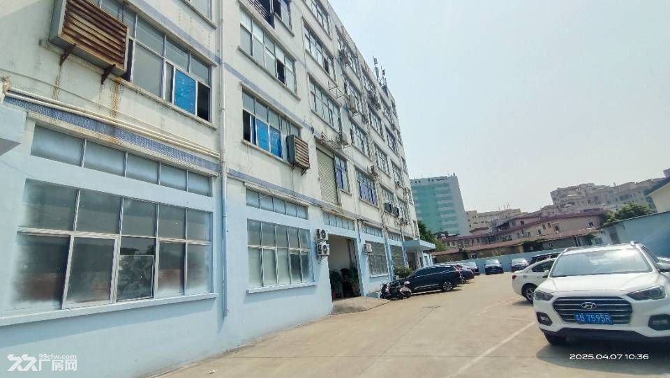 福永凤凰107国道边带装修厂房二楼525平,个人物业,非中介 - 2