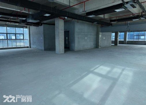 西安兵器工业科技产业基地距市政府所在地约18km  距咸阳机场约26km - 2