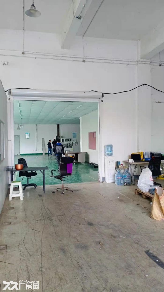 AA斜塘一楼1200平标准厂房  门厅 交通便利