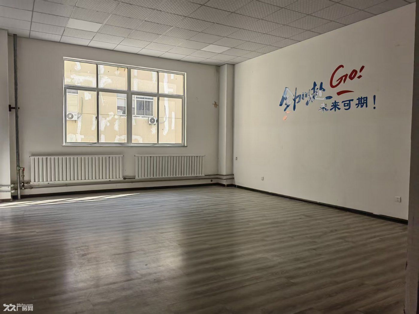 环翠张村双创人园区厂房249㎡精装办公出租