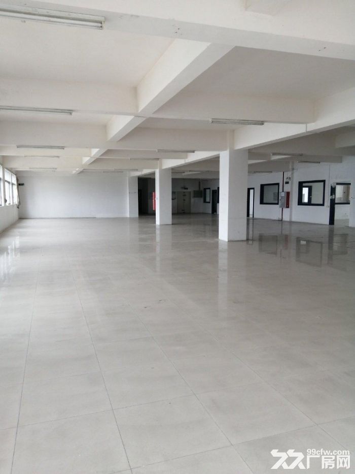 番禺钟村工业园，独院标准厂房1300方整层出租，配套完善，大车可进 - 2