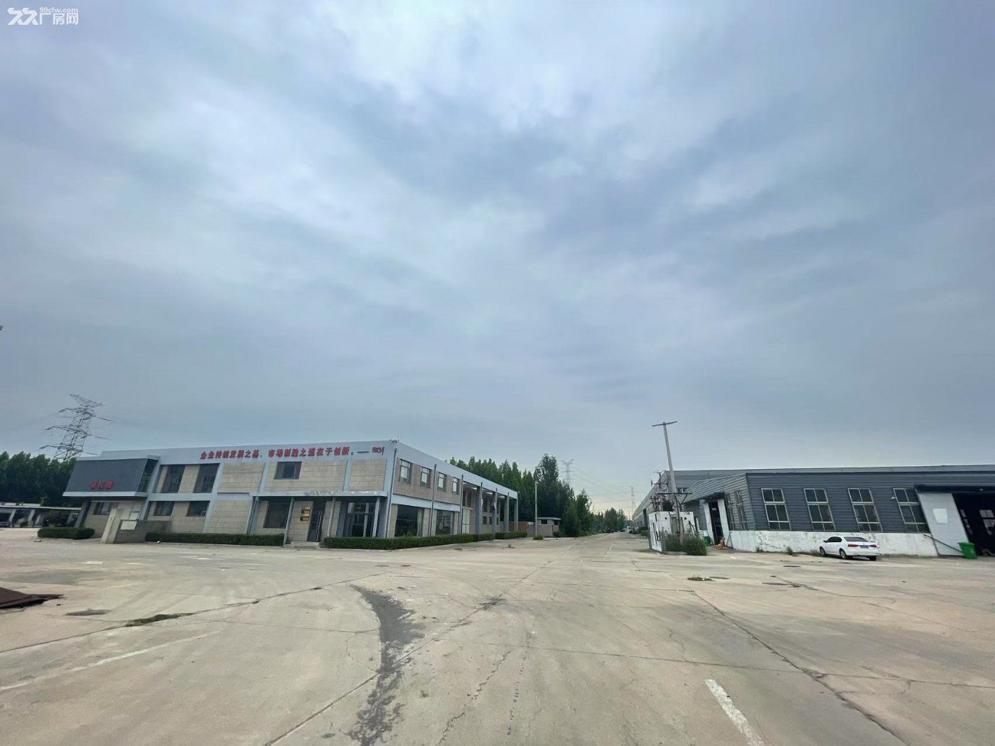 紧邻高速口，机场，火车站，港口 - 2