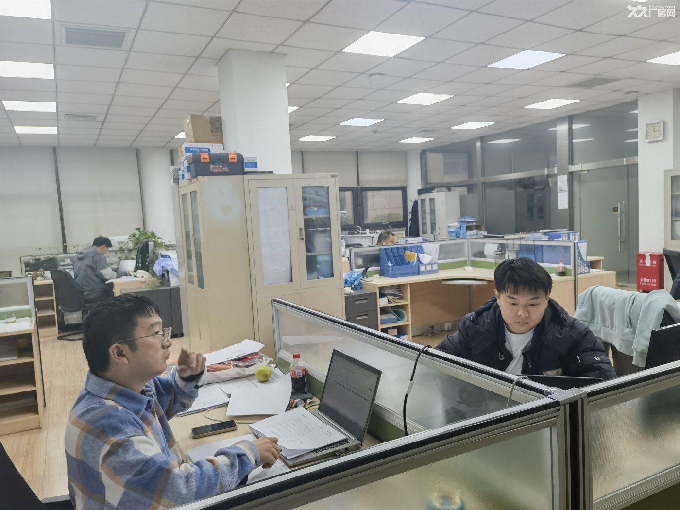 荣昌东街地铁站BDA企业大道2590平米独栋 - 7