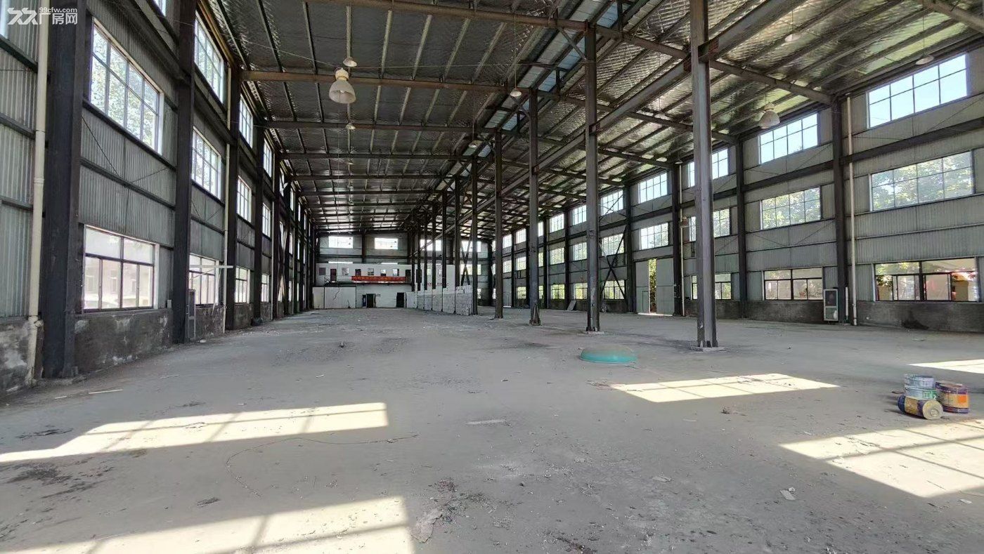 独门独院 有停车区域 6500方钢构厂房出租 - 4