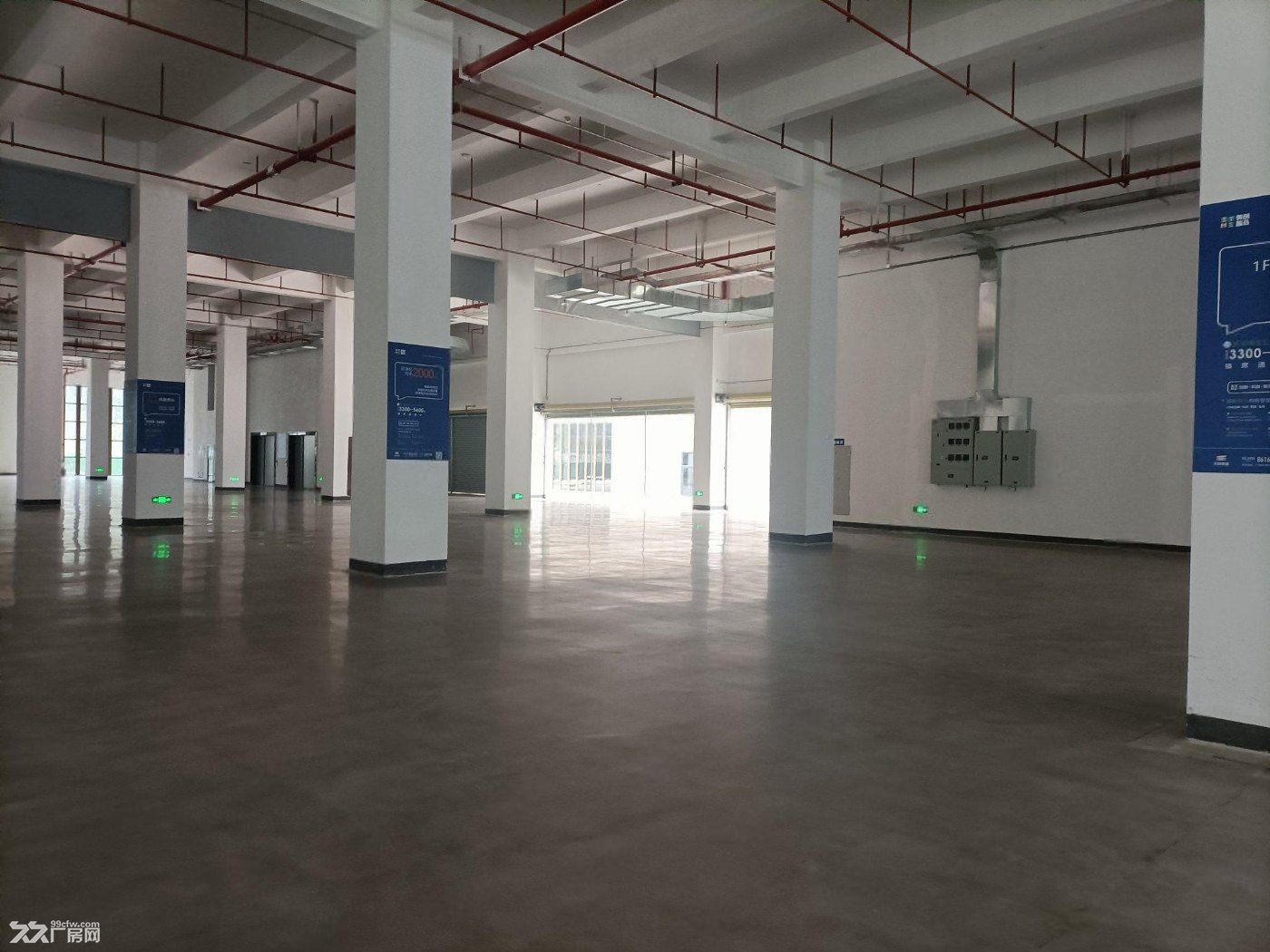 深圳西乡地铁口附近整栋33000平红本全新产业园厂房出售 - 3