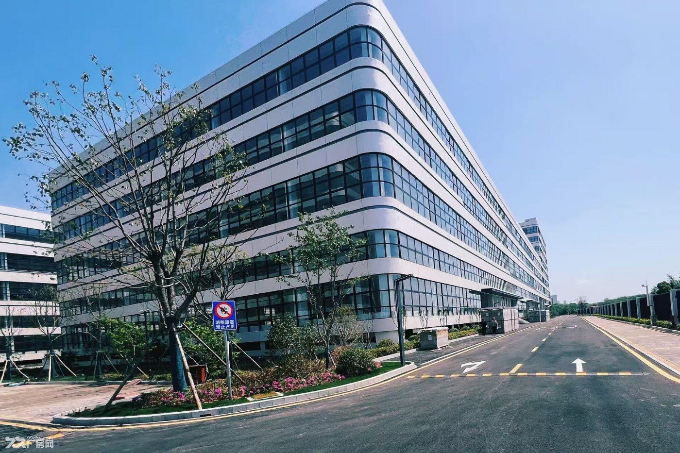 国企品质、现房出租、可分割、配有货梯、客梯,可集装箱车直接入园,有地下室 - 4