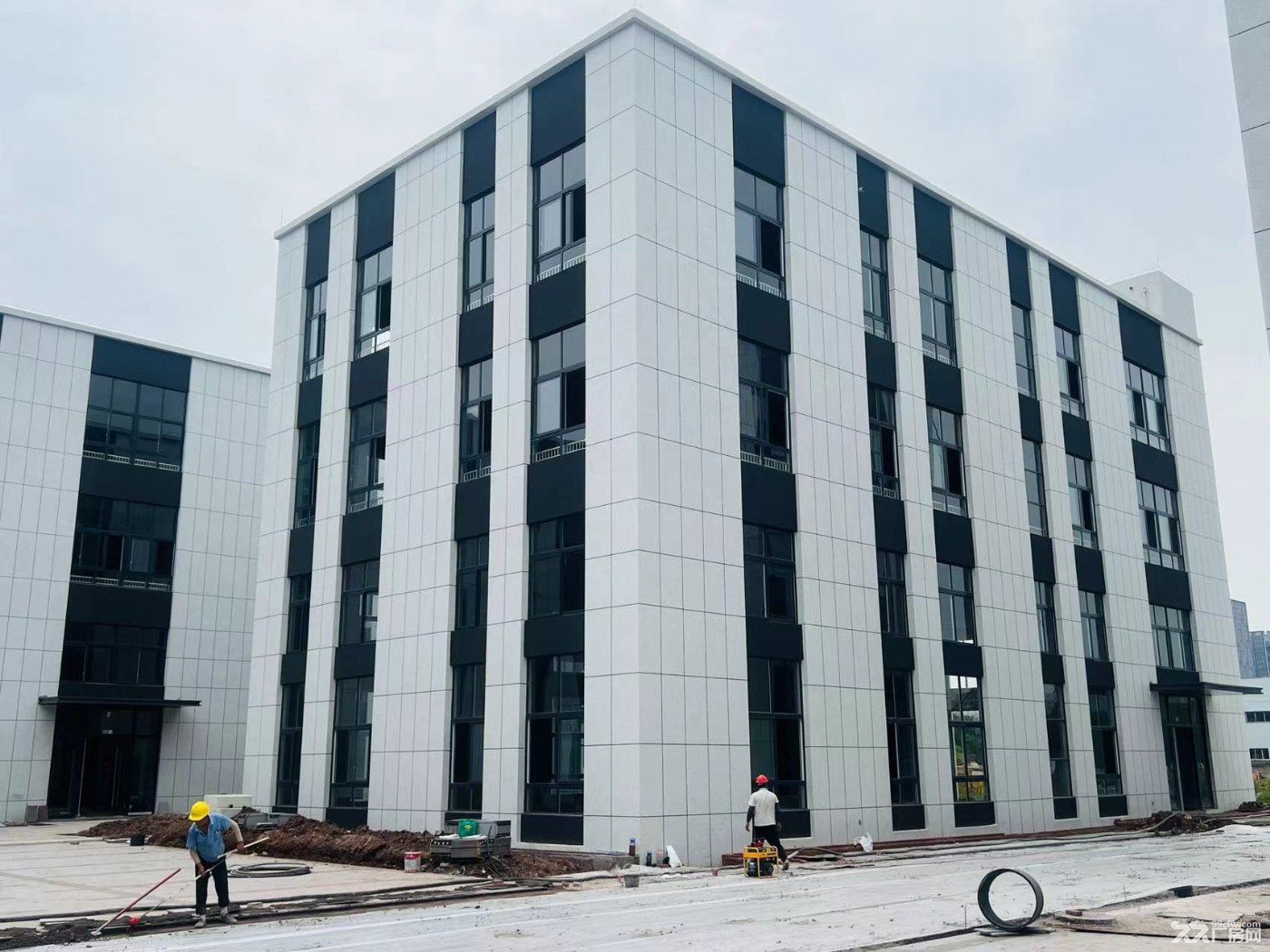 沙坪坝微电园可租可售的现房独栋厂房 - 3