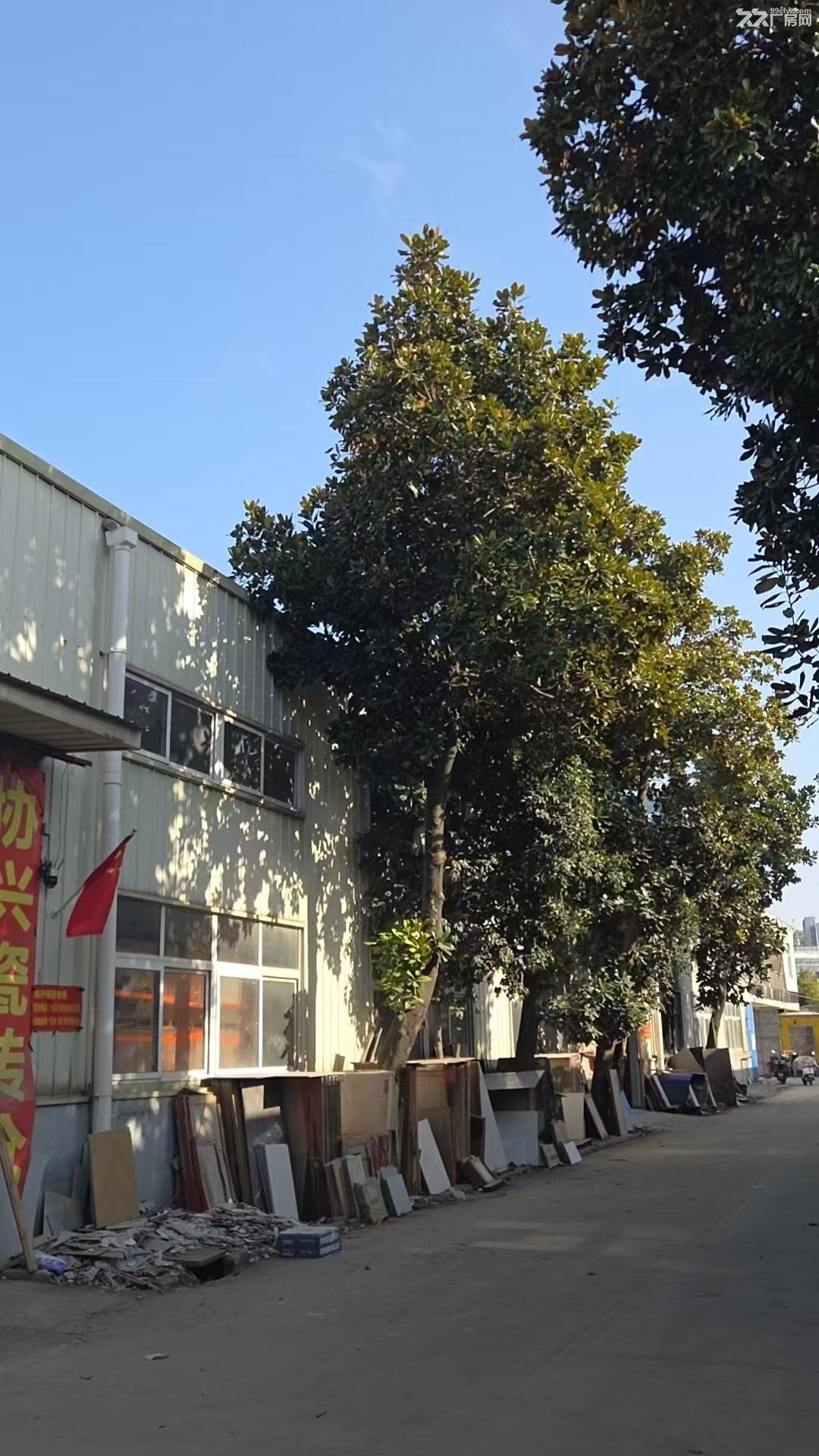 一楼标准钢结构厂房仓库出租 - 4