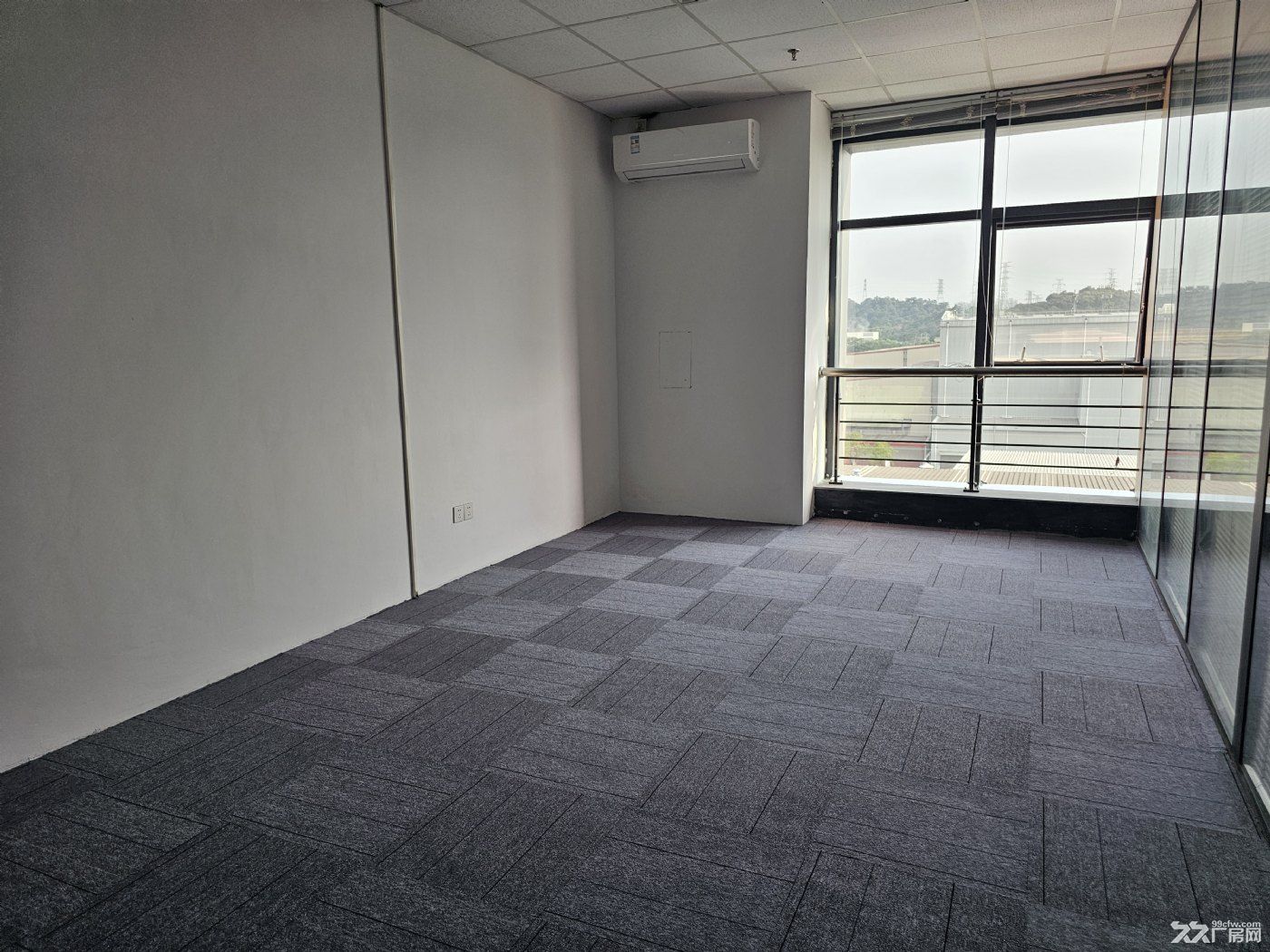 黄埔区云埔街道200平精装办公室出租 - 5