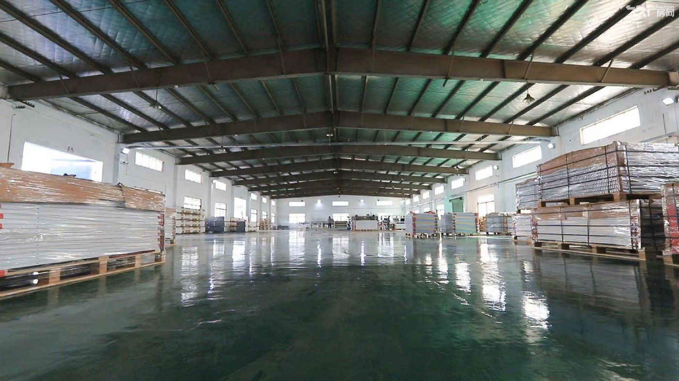 独门独院、两间一层车间以及两层高办公楼,基础设施完善,可立即投产 - 3