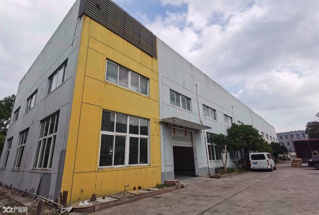 房东直租:黄渡原房东直租单层350平 可架行车 中间无立柱