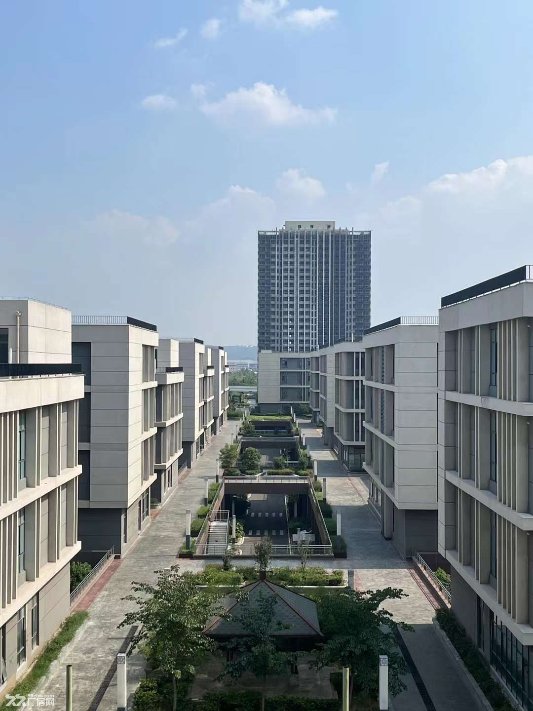 中电光谷(洛阳)花园式厂房出租啦 - 3