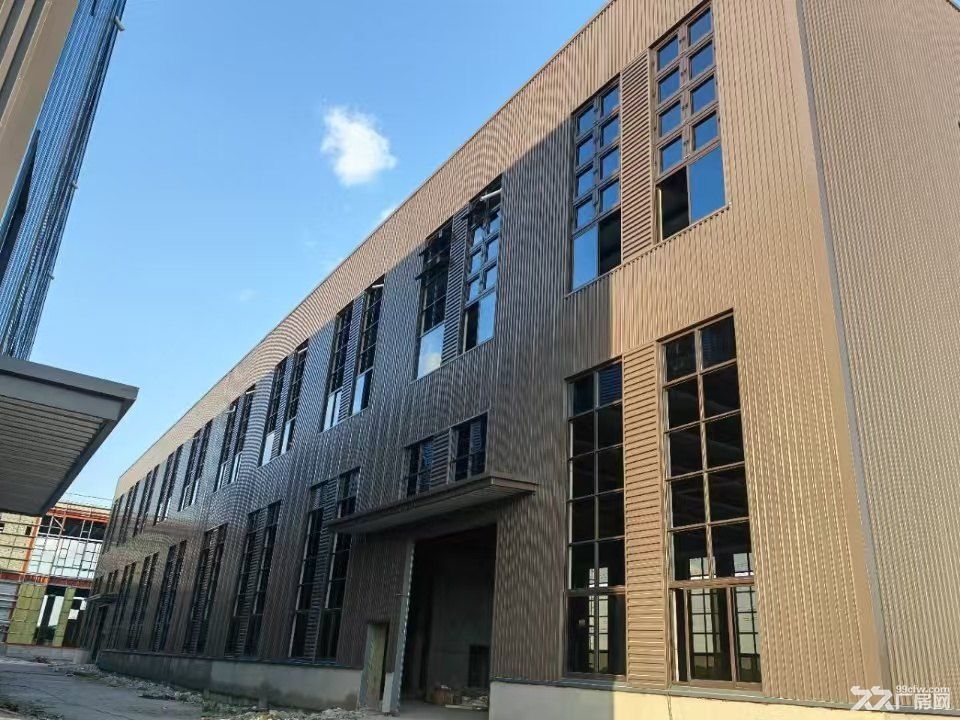 松江工业区独栋双层1490平厂房出售