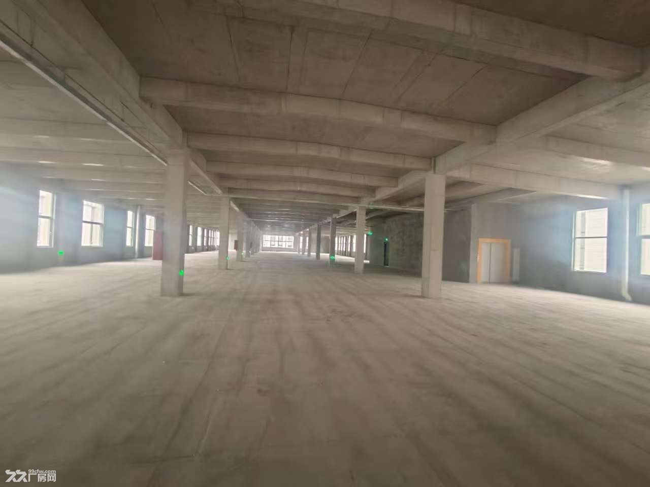 园区唯一一套独栋大面积厂房，价格面谈