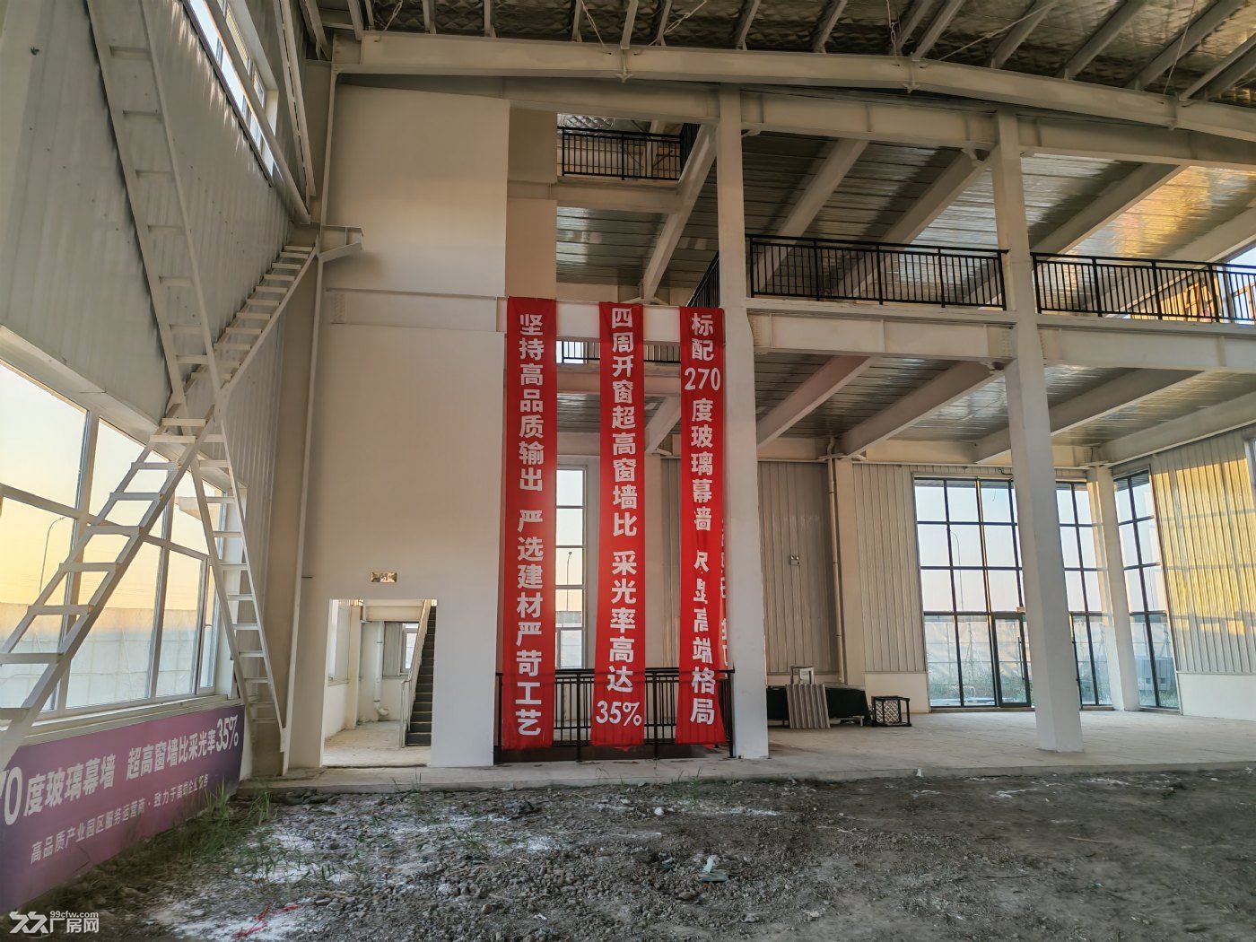 空港单层12米带小院!带10吨牛腿,首付2成,50年产权可生产环评