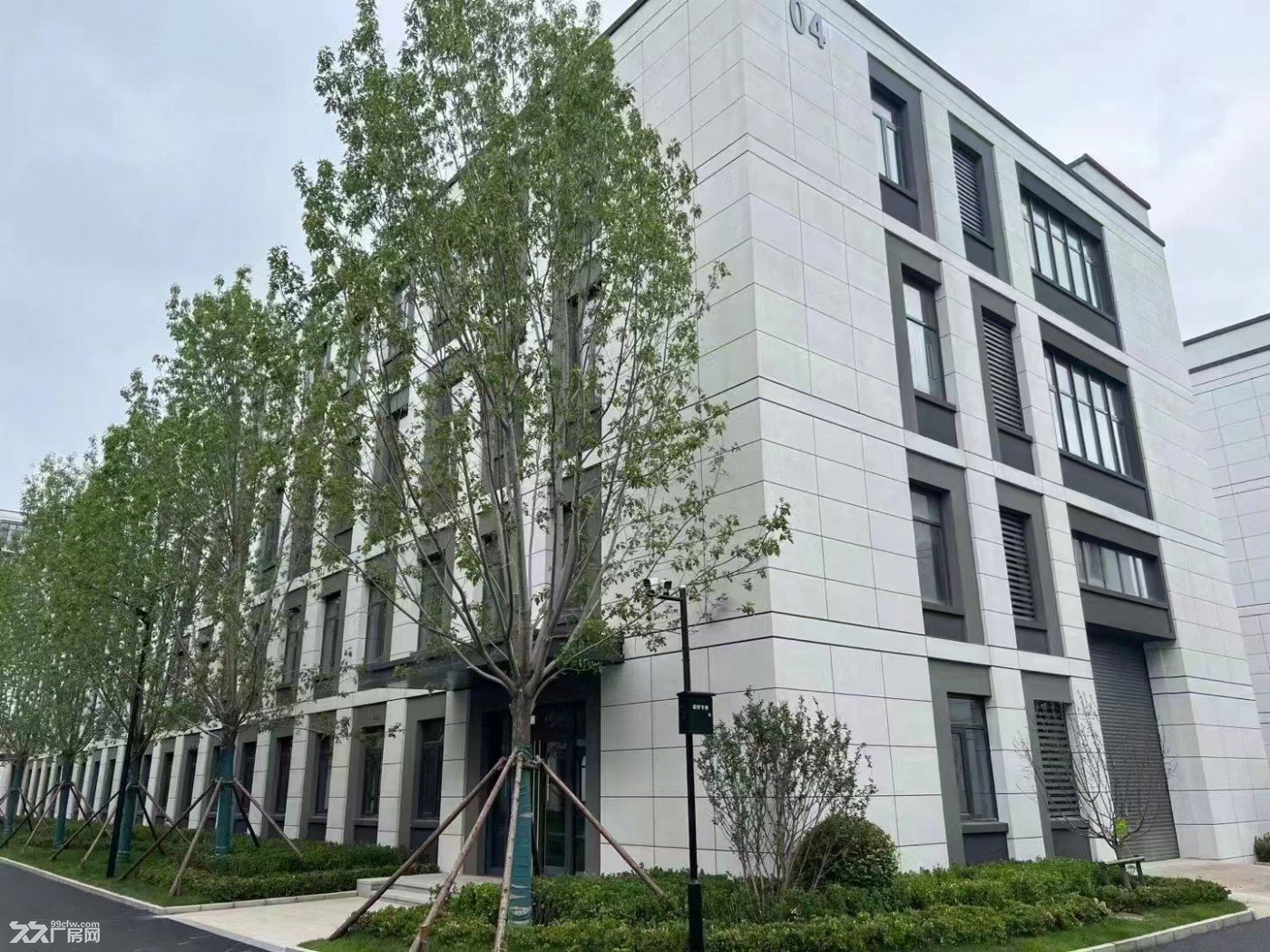 双港现房!首付3成可贷款,50年产权有房本,可生产办公仓储临路 - 2