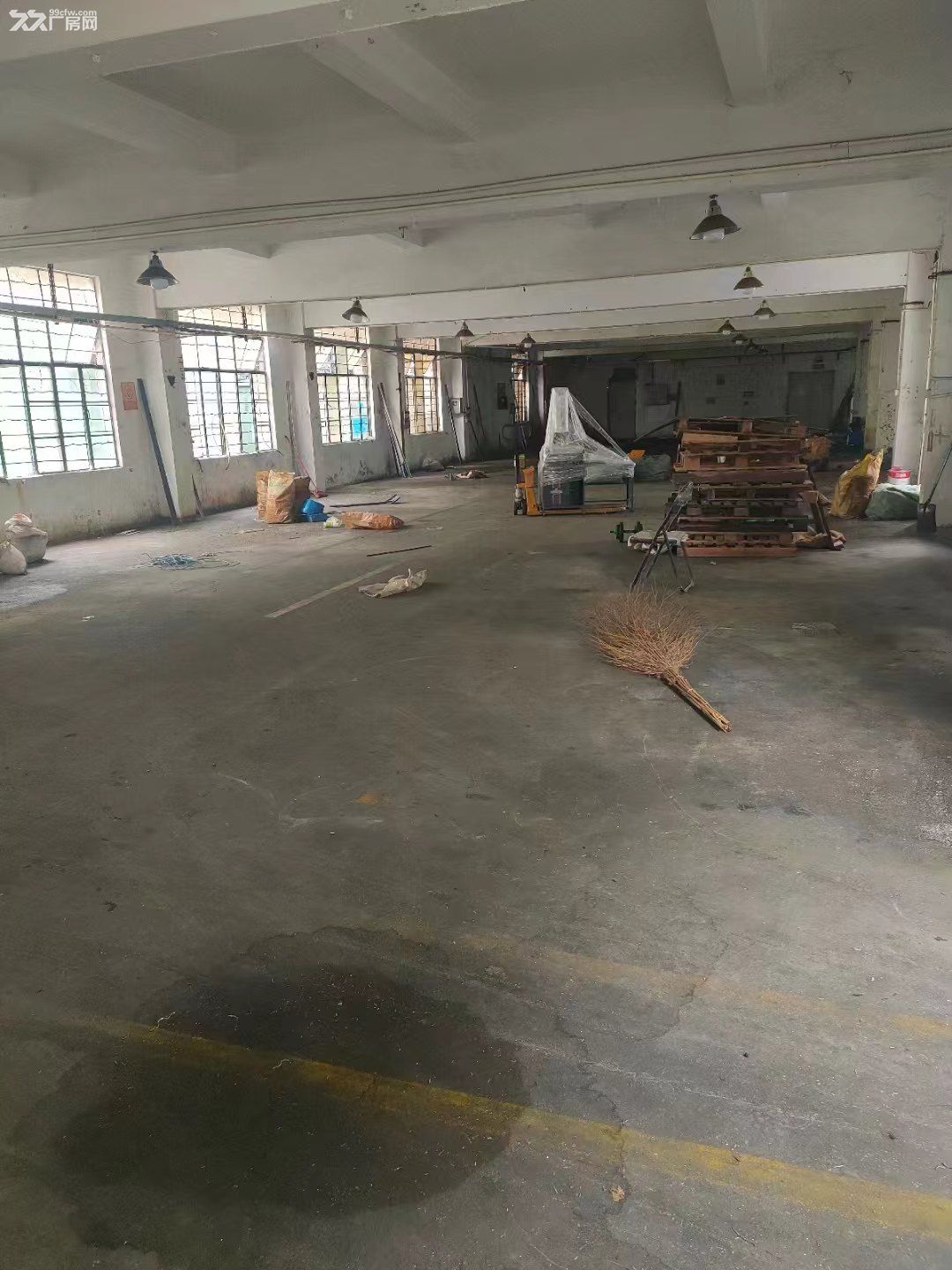 很便宜,光明凤凰街道独院1-2层厂房1750平,电120kva,大小可以分租 - 2