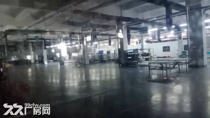 胜浦双层13000平标准厂房  有行车  可分租