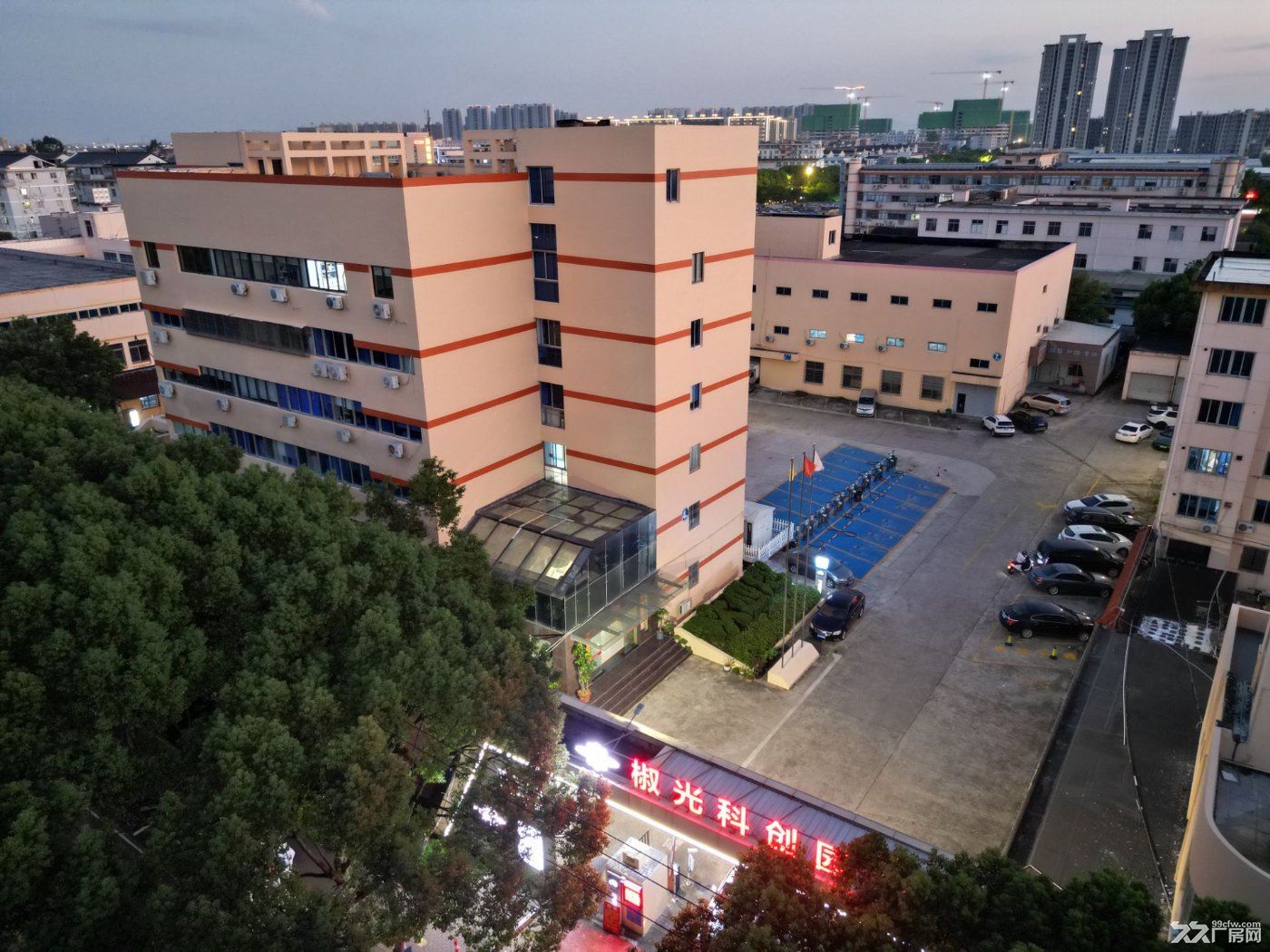 台州椒江标准厂房仓库出租/层高充足/可分租适合生产仓储 - 3