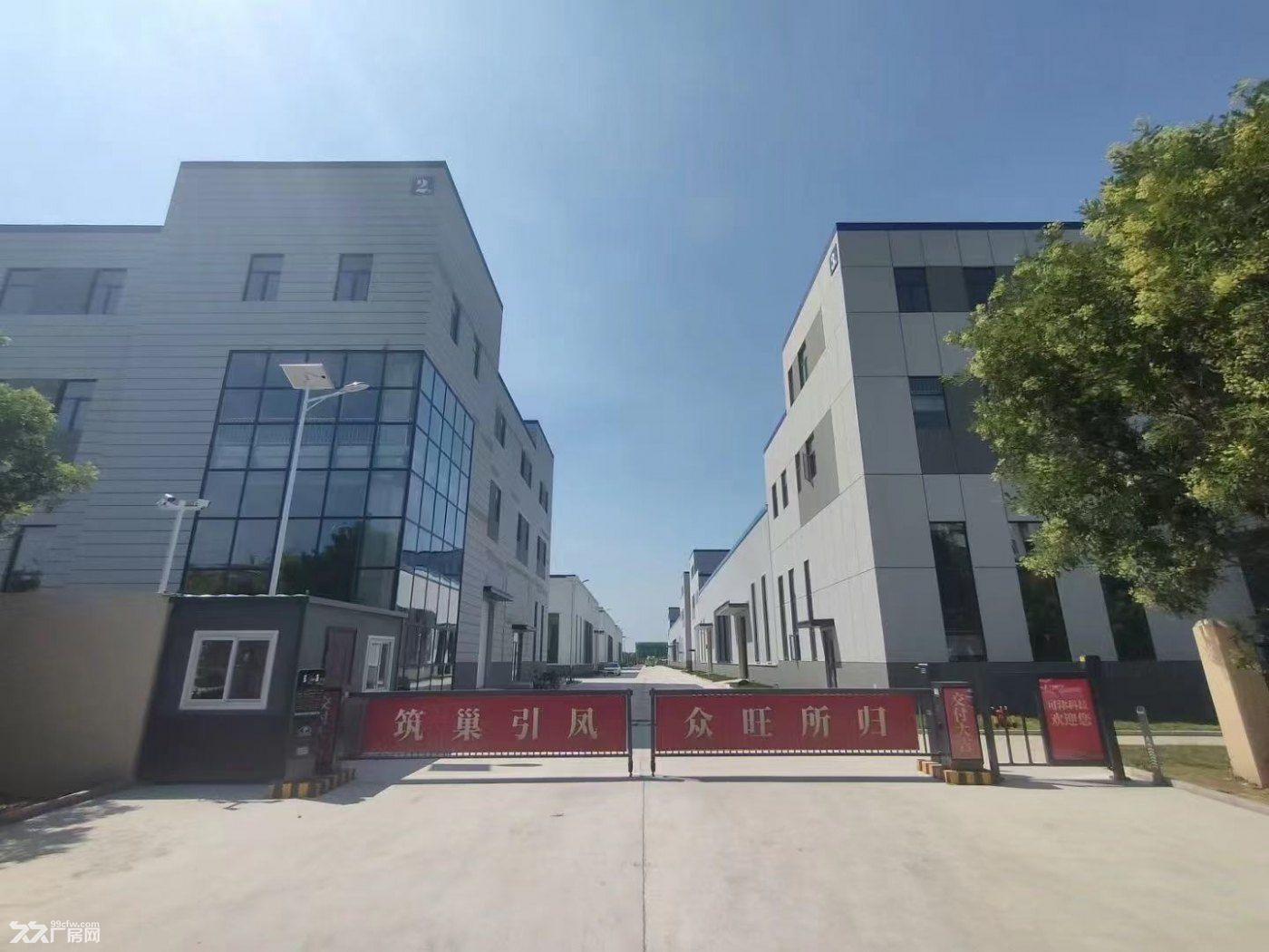天津单层轻钢厂房 有房本 可办公