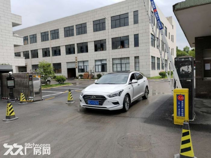 出租勾庄一楼厂房出租 送30天免租期 地坪已做好 靠大马路大