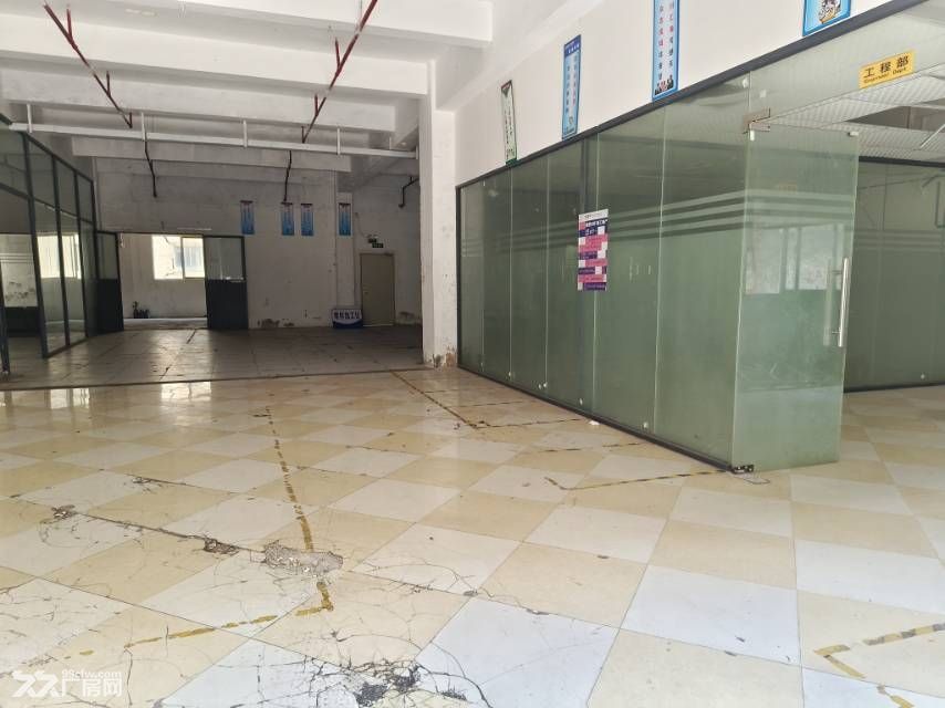 松岗塘下涌工业区小面积一楼厂房仓库出租