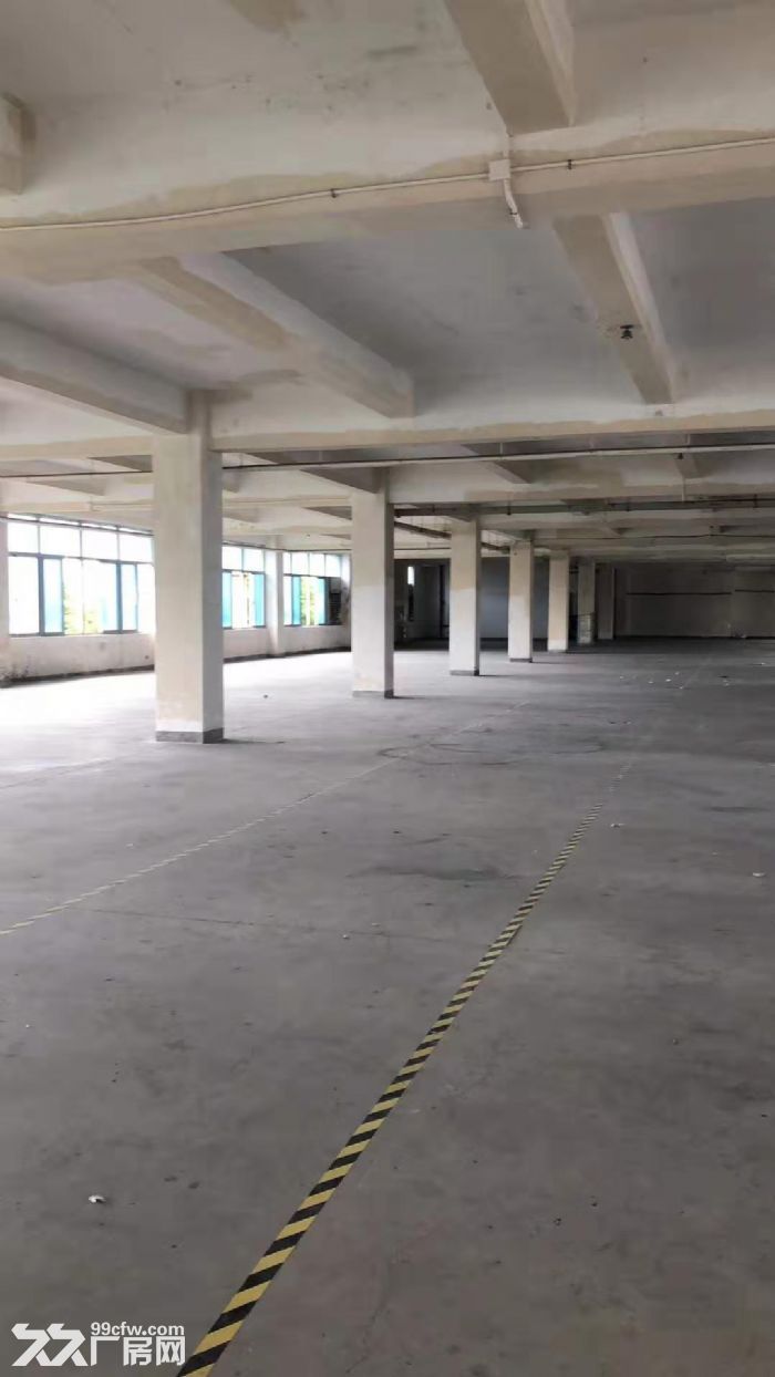 同安集中区思明园三楼:2150㎡可分租 - 2