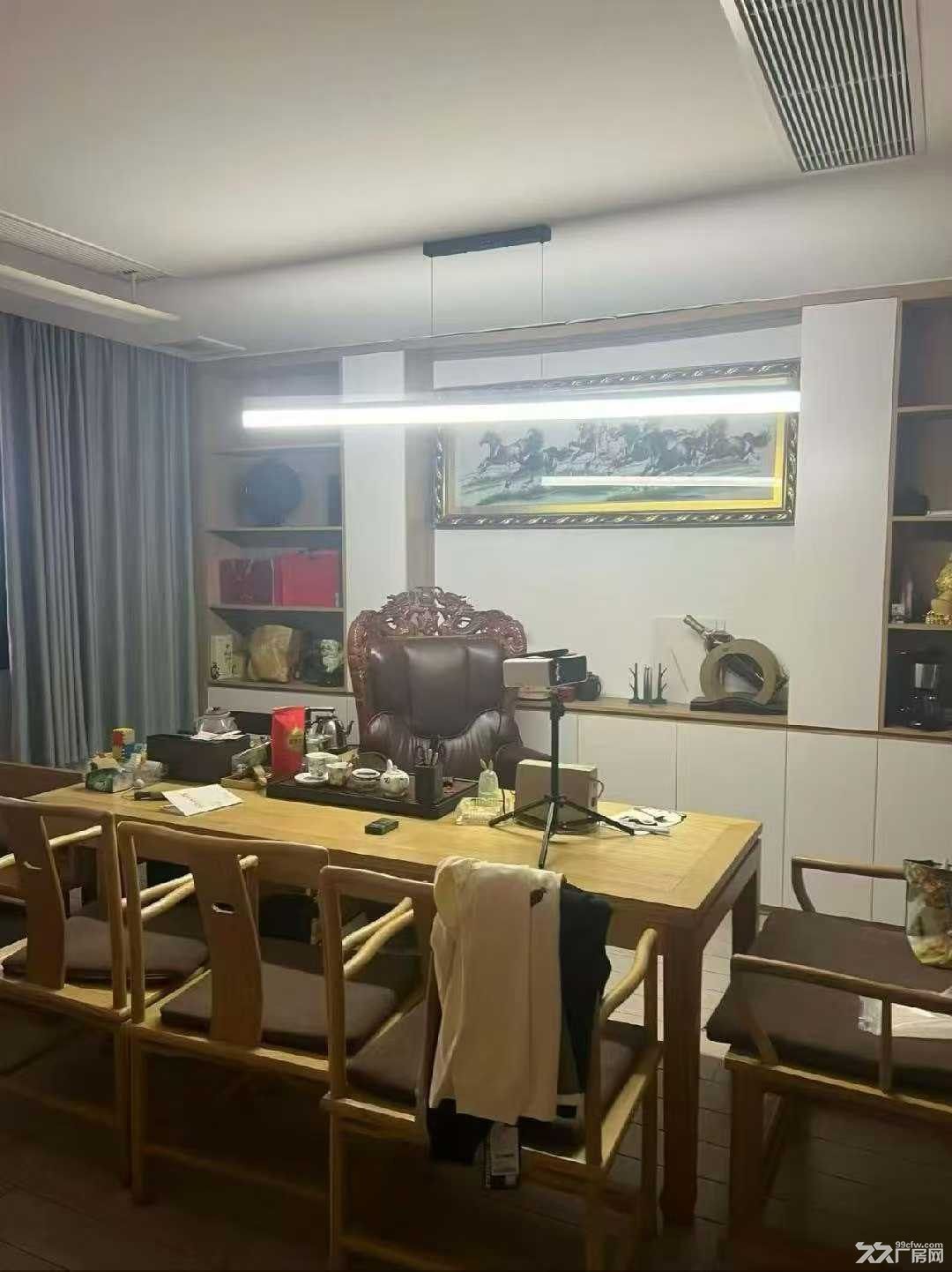 鹤山市豪华大平层厂房出租 - 2