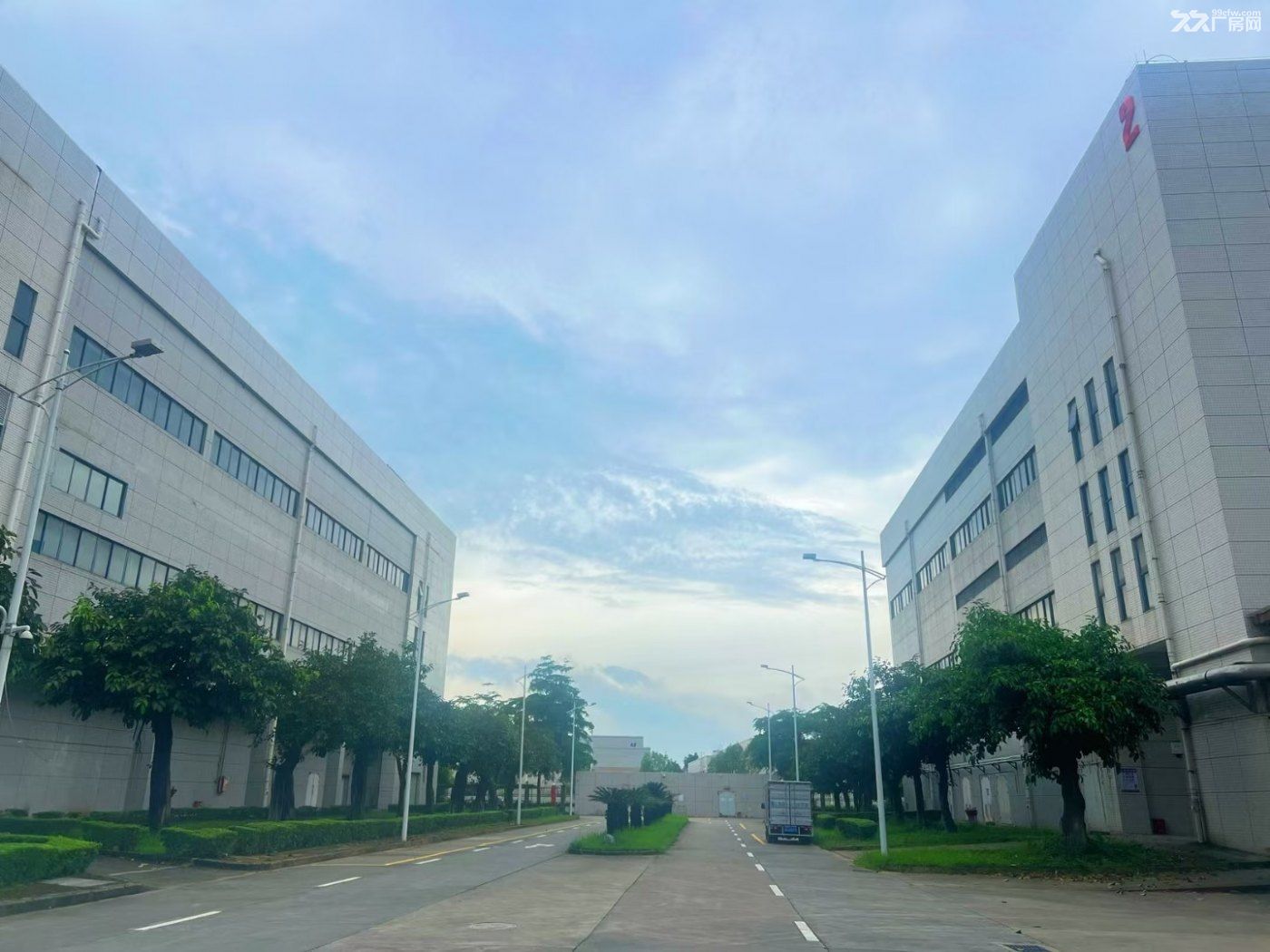 龙华大浪原房东工业园区12000平招租可分租 - 3