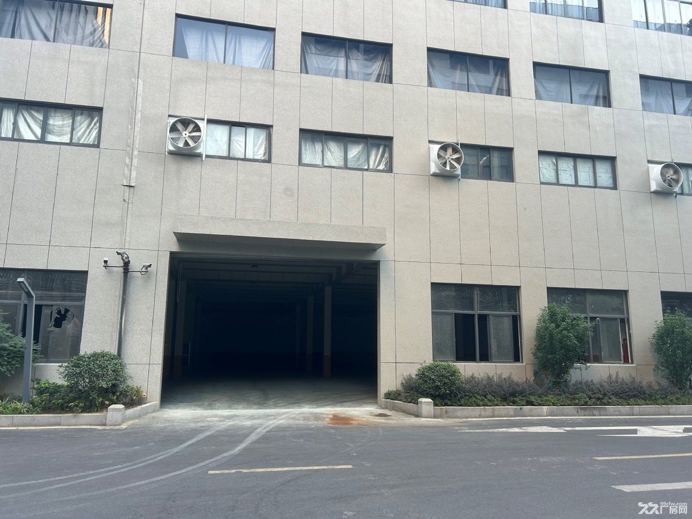 海宁长安大象福地园区四楼2400平 园区交通便利 适合各种行业 - 3