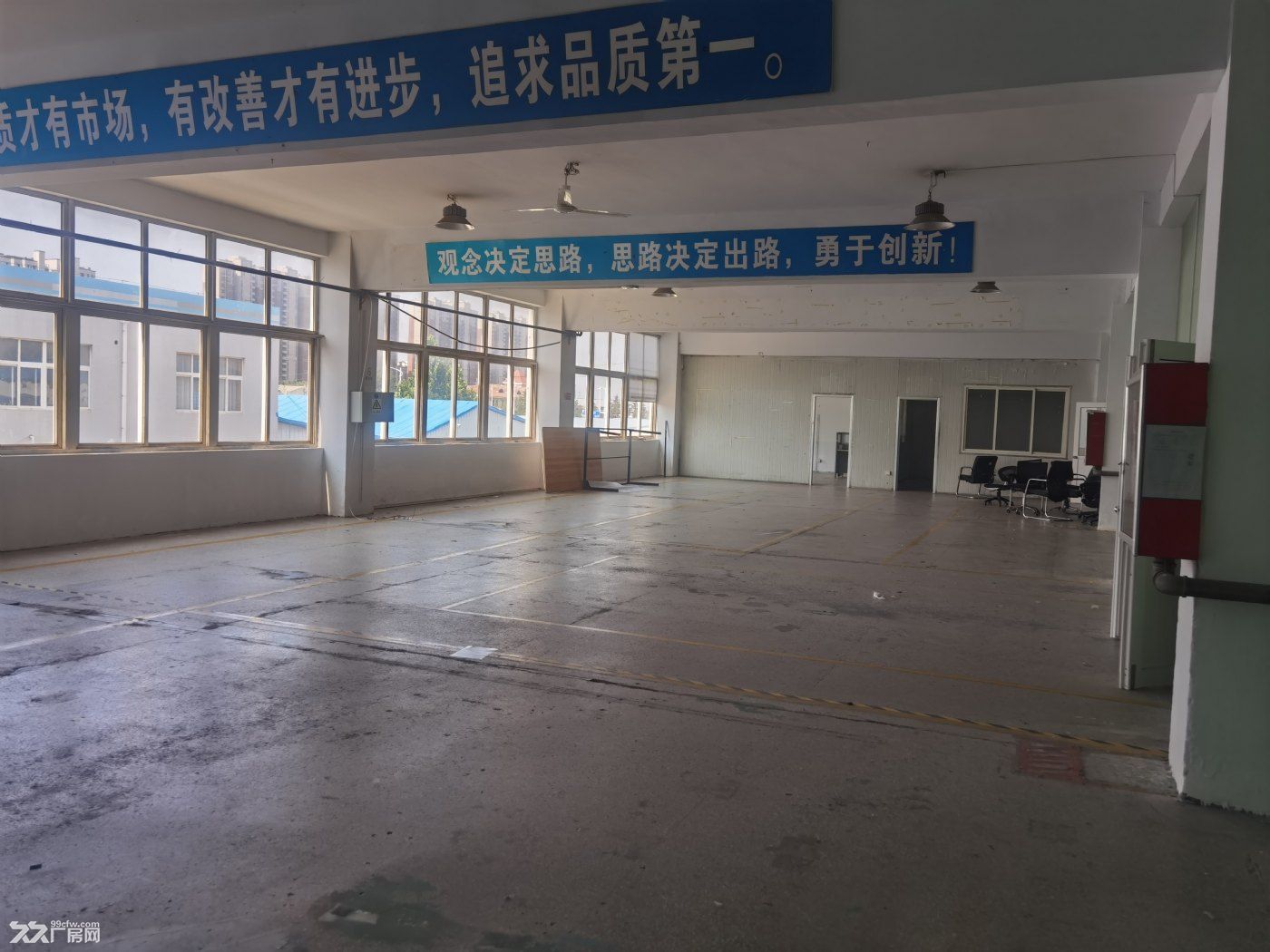 智能装备配套产业园一楼二楼800-2000平厂房出租，价格面议 - 2