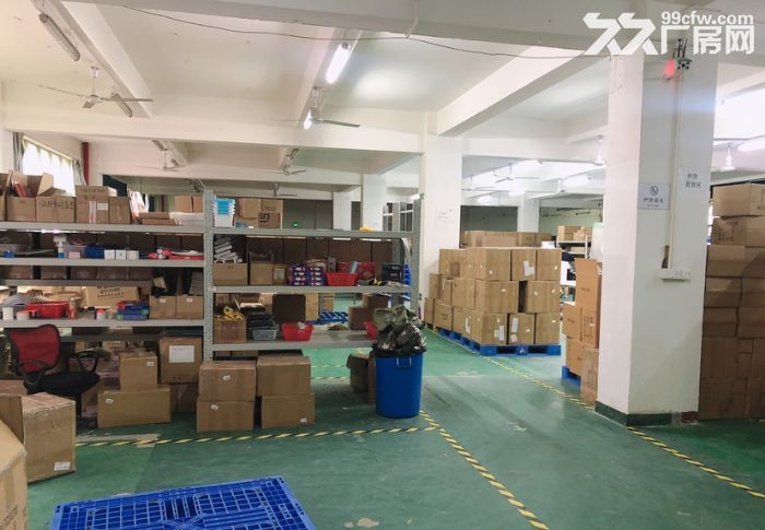 坂田新地铁口附近楼上厂房1580平出租,有电梯,配套宿舍办公室 - 3