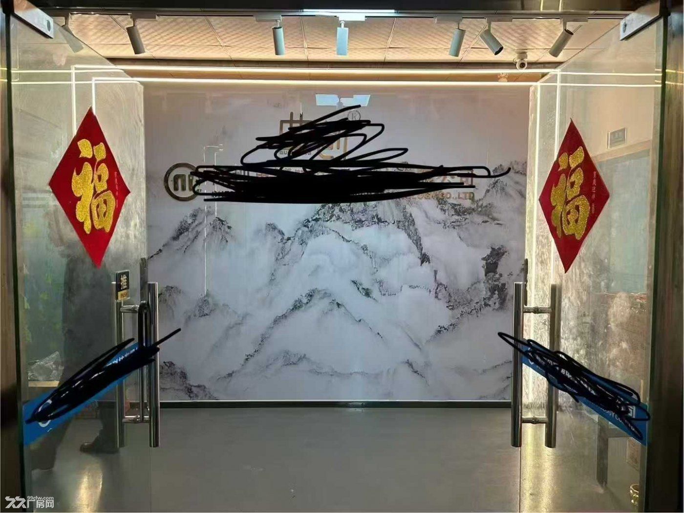 深圳龙华厂房出租880平方有装修