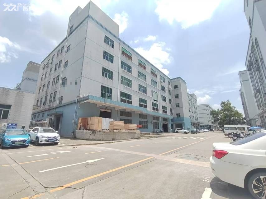 深圳市光明区楼村大型园区1一4楼共5000平,可以分租 - 4